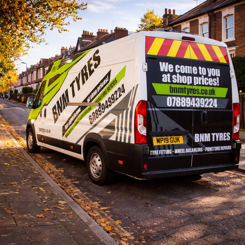 Mobile-Tyre-Fitting-in-North-London-001